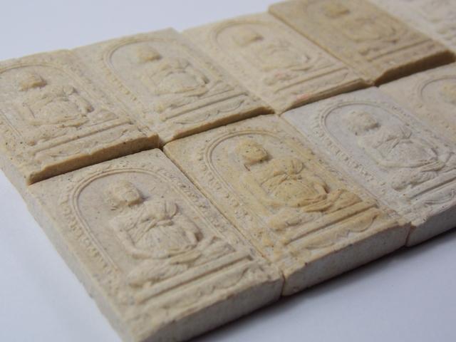 สมเด็จ 122 ปี พิมพ์ รูปเหมือน พร้อมกล่อง 10 องค์