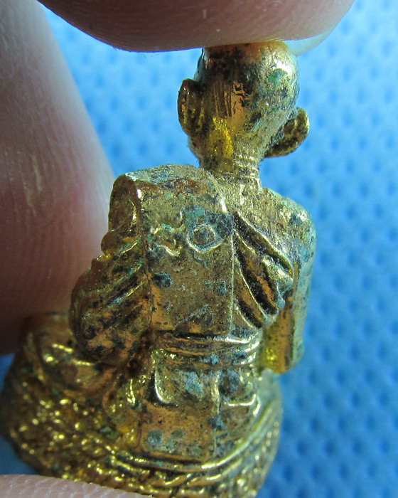 รูปเหมือน หลวงพ่อเติม วัดบ้านอ้อ จ.อยุธยา กะไหล่ทอง..เริ่ม20บาท/.(04/08/56-90)ต่อพรุ่งนี้ครับ