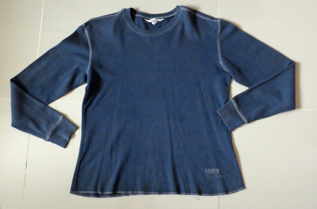 เสื้อ DKNY ของแท้ 100% ลายสกรีนพิเศษ ลายเมื่องนิวยอร์คในลายอักษร DKNY