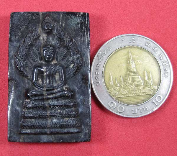 พระนาคปรก 9 เศียร แกะจากไม้ตะเคียน 1000 ปีปลุกเสกโดยหลวงปู่คำบุ จ.อุบลราชธานี แชมป์สายอิสาน