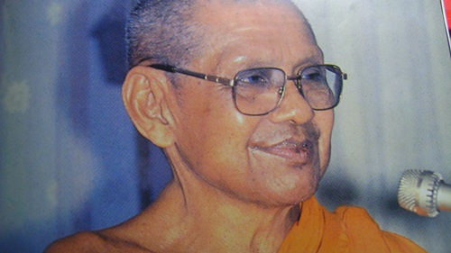 เหรียญหลวงพ่อฤาษีลิงดำ หลังท้าวเวสสุวัณ เนื้อทองแดง ปี2521 วัดท่าซุง จ.อุทัยธานี สวยๆครับ