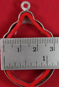 ตลับเงินเสมา มังกรคู่ ลป.หมุนขึันมือแกะมือ