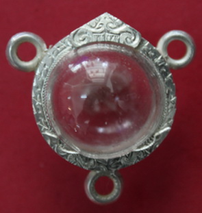 ตลับเงินลูกอม ลป.ทิม ย้อนยุค 3ห่วงๆเงิน 3อัน เปิดหลังของใหม่ ขึ้นมือแกะมือ เบอร์ 2