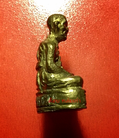 หลวงพ่อทบ วัดชนแดน รุ่นโหม่งมะพร้าว/รุ่นบูรณะบันได  ปี 2516 