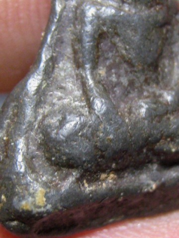 พระพิมพ์วัดตะไกร หน้าครุฑ เนื้อตะกั่วสนิมแดง กรุวัดสุวรรณ จ.อ่างทอง มาพร้อมบัตรรับรอง