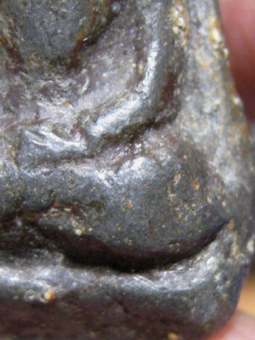 พระพิมพ์วัดตะไกร หน้าครุฑ เนื้อตะกั่วสนิมแดง กรุวัดสุวรรณ จ.อ่างทอง มาพร้อมบัตรรับรอง