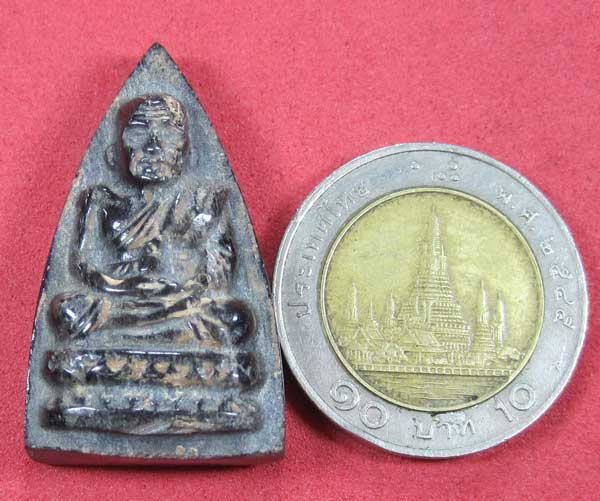 พระหลวงปู่ทวด จ.ปัตตานีแกะจากไม้ตะเคียนดำ1000 ปีปลุกเสกโดยหลวงปู่คำบุ จ.อุบล- คณาจารย์อิสาน