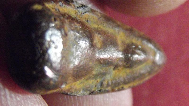 พระรอดกรุหนองมนชินตะกั่วสนิมแดง