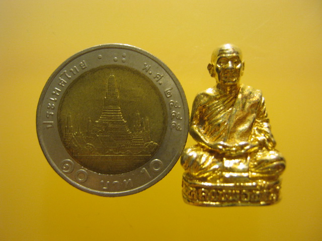รูปหล่อ หลวงพ่อต้าน วัดสีตลาราม จ.ตาก