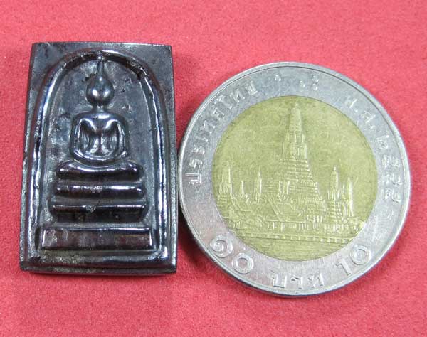 พระสมเด็จเหล็กไหล(พิมพ์เล็ก) หลวงปู่คำบุ คุตฺตจิตโต วัดกุดชมภู จ.อุบลราชธานี + พระคณาจารย์สายอิสาน