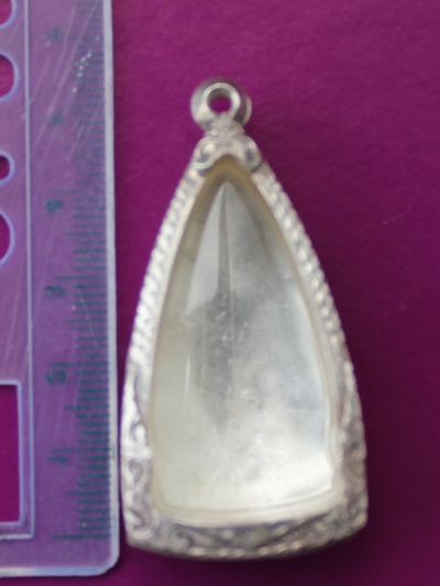 ตลัดเงิน หลังปิด แกะลายสวยๆ เงินเก่า หนาๆ