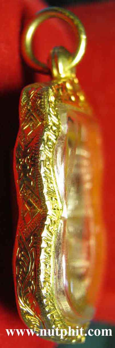 122*ชุดกรรมการ เหรียญพระพุทธชินราช เนื้อเงินลงยา พิมพ์หลังเข็มกลัด เลี่ยมทองแท้