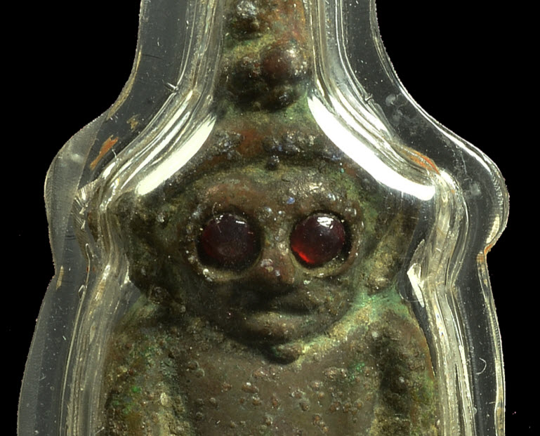 งั่งตาแดง ของเขมร สัมฤทธิ์ เนื้อทองแดงเม็ดมะขาม เก่าถึงยุค