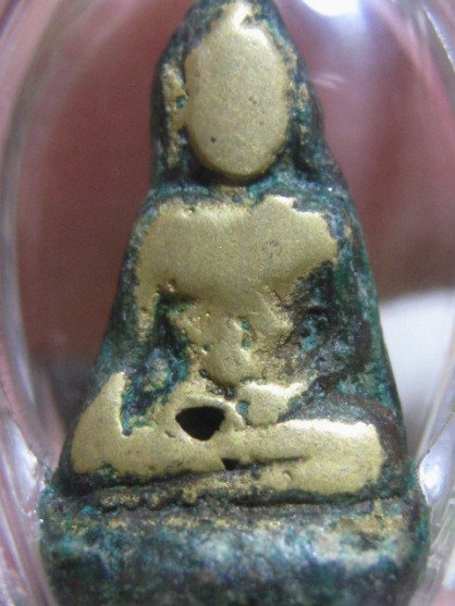 พระชัยวัฒน์ ปี2495 ท่านเจ้าคุณนรฯ วัดเทพศิรินทร์ กรุงเทพฯ อาศัยพุทธคุณ ราคาเบา ๆ 