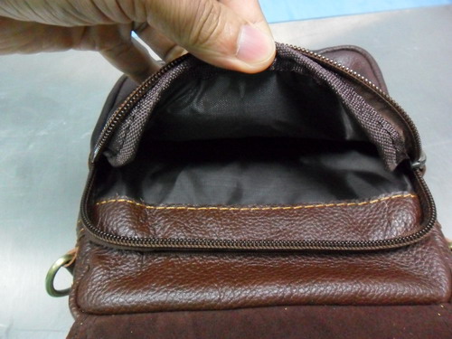 กระเป๋าหนังแท้เท่ห์ๆครับ