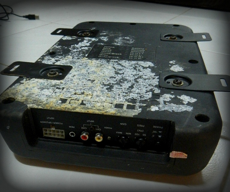 ฺBaasbox ติดรถยนต์ 350w. (มือสอง) (((1,000))))