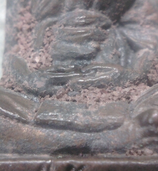 รูปหล่อโบราณหลวงปู่บัวรุ่นแรก เนื้อนวะฐานทองแดง