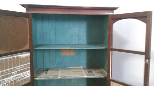  ตู้ไม้โบราณ