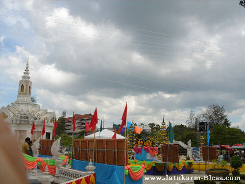 สรงน้ำ50 พลังแผ่นดิน เหรียญ3Kลงยาสีดำ พร้อมกรอบทองไมครอน เดิมๆจากวัด...