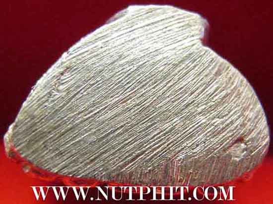 พระชัยวัฒน์เนื้อเงินแท้ หลวงพ่อเกษม เขมโก ลำปาง สวยกริ๊บยันกล่อง*137