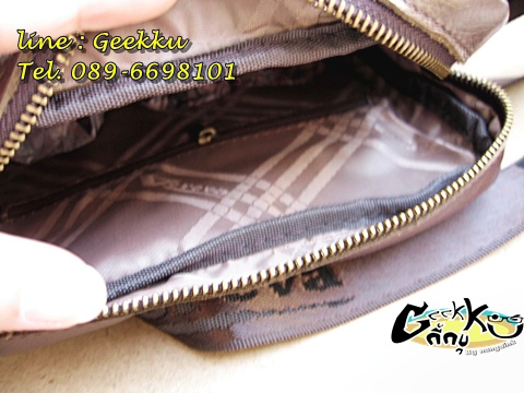 กระเป๋าสะพายหนังแท้ รุ่นซิปกลาง (TT-03) 