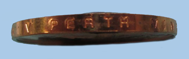 เหรียญ ร.5 หลวงพ่อเกษม ปี 37 ชุบทองไมครอนจากเพิร์ธ ออสเตรเลีย สภาพสวยมากครับ