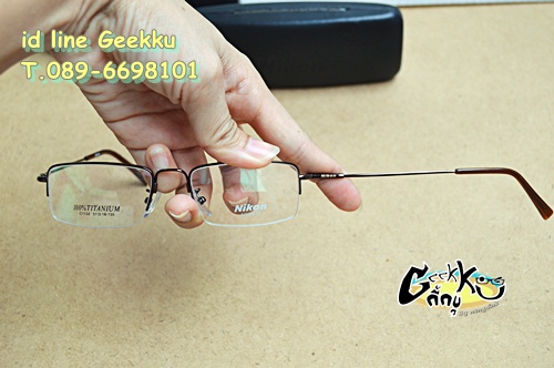 กรอบแว่นตา Nikon (C1132)  ทรงครึ่งกรอบสีน้ำตาล  กรอบ Titanium  โค้ง ดัด บีบ งอ ได้ไม่หักค่ะ ขากางได้