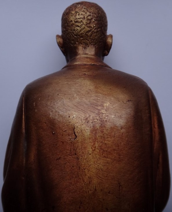 พระบูชาบรรจุของอธิษฐาน คุณแม่บุญเรือน โตงบุญเติม ครูบากฤษดา เสก เลข154 เคาะเดียวแถมรูปให้2ใบครับ