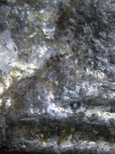 พระแผงตัด เนื้อชินเงิน กรุวัดราชบูรณะ จ.อยุธยา