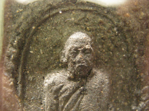 พระเนื้อผงรูปเหมือนเต็มองค์ รุ่นพิเศษ หลวงปู่ตื้อ หลังรูปถ่าย