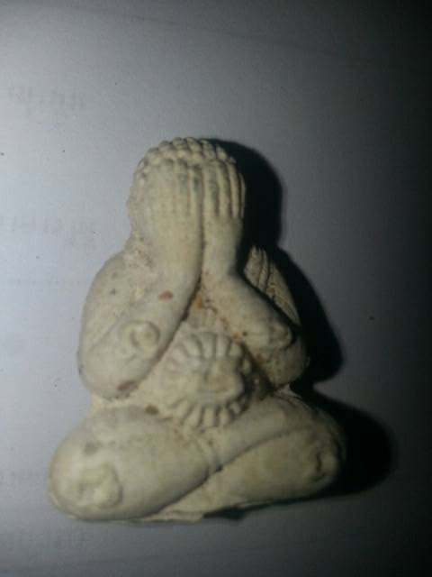 พระปิดตาไตรมาสรวยทันใจ หลวงปู่หมุน ฐิตสีโล เนื้อผงงาช้าง ผงกสินหลวงปู่สรวง ตอกสองโค๊ต ปี2543