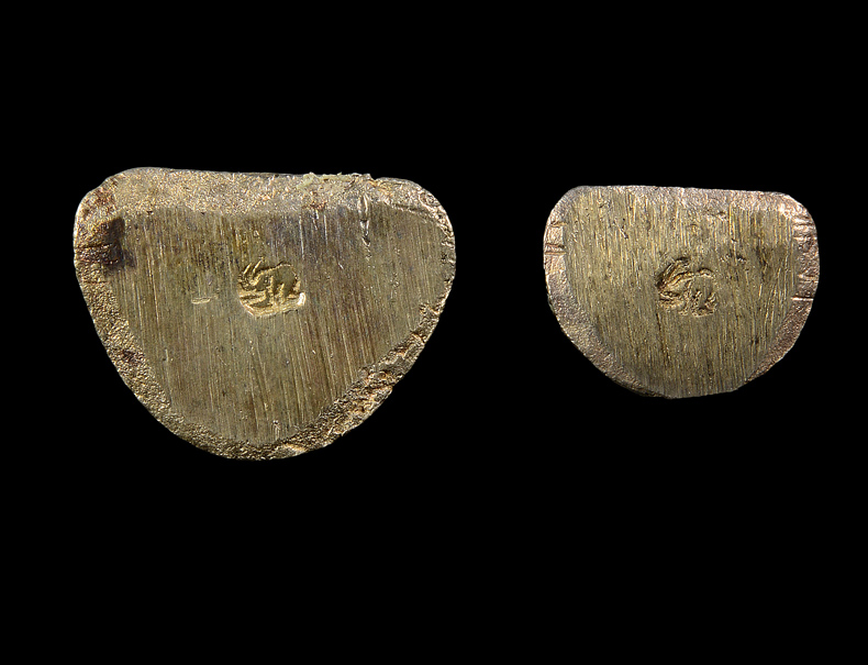 หลวงปู่ทวด เนื้อเงิน ชุดกล่องกรรมการใหญ่ รุ่นสร้างเจดีย์ปี 2533