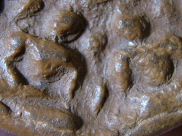 พระงบน้ำอ้อย เนื้อดิน พิมพ์อุกลาง กรุหนองแซง จ.สระบุรี สภาพพอสวย สามารถนำส่งประกวดได้ 