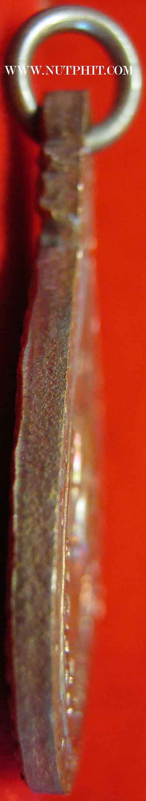 สุดยอดแห่งชื่อชั้น เหรียญหยดน้ำหลวงปู่ทวด วัดช้างให้  ปี ๒๕๒๒ +บัตรรับรองพระแท้*164