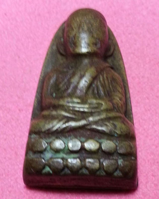 หลวงปู่ทวดวัดช้างให้