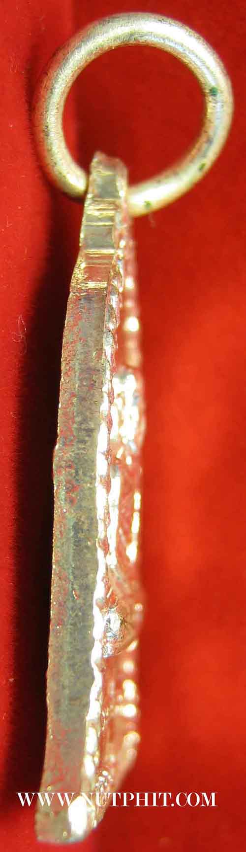 เหรียญระฆังมหาโชคลาภ ลพ.เกษม เขมโก ลำปาง ตอกโค๊ต สวยกริ๊บปี ๓๘*10