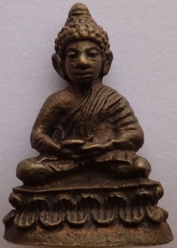 พระกริ่ง-ชัยวัฒน์ อวโลกิเตศวร หลวงพ่อเกษมปี36 กรรมการ เคาะเ ด ียว