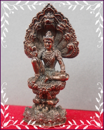 (2)นวะโลหะ  จตุคามฯรุ่นแรก วัดนางพระยา {1.5 x 4 .5 ซ.ม.}  สุดยอดพิธีกรรมที่ยิ่งใหญ่ของปี2548