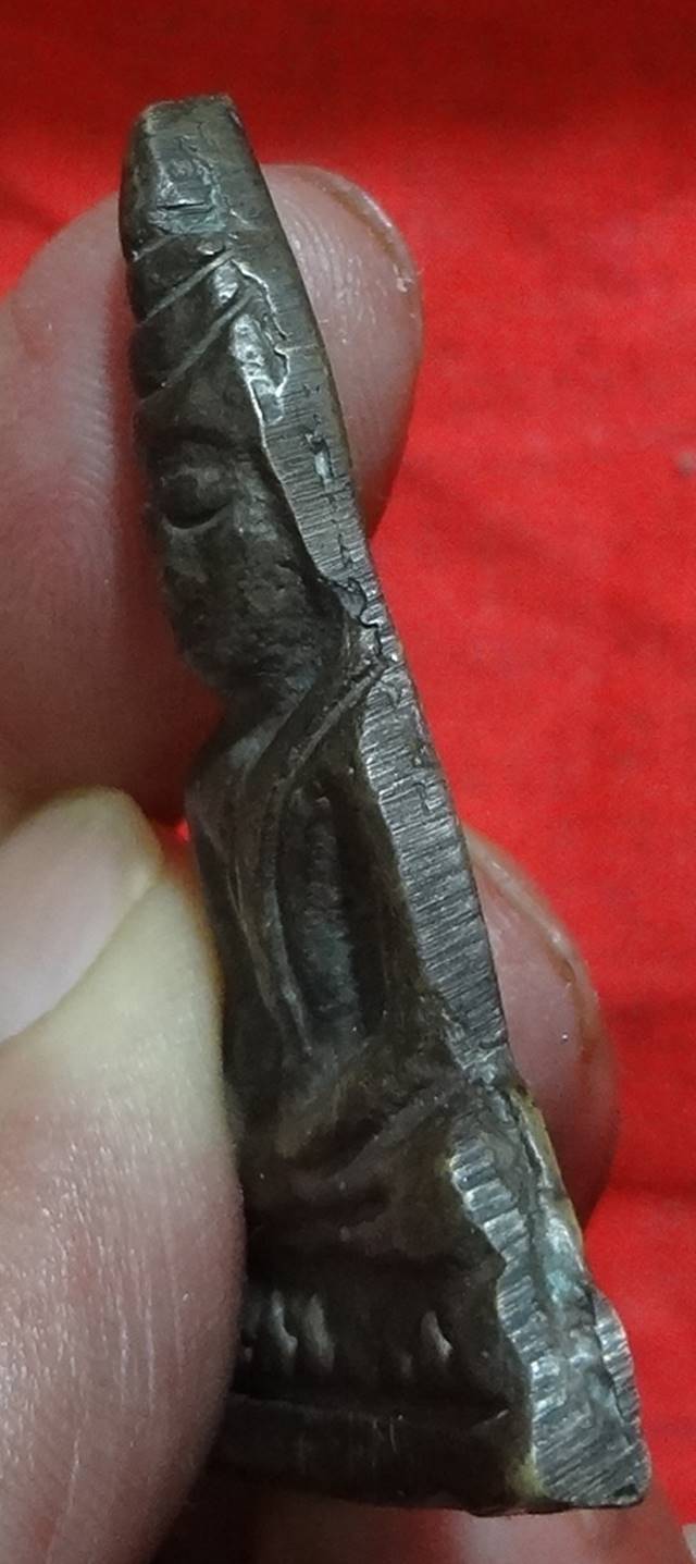  เหรียญหล่อหลวงพ่อโต พิมพ์ตาโปนงามๆครับ