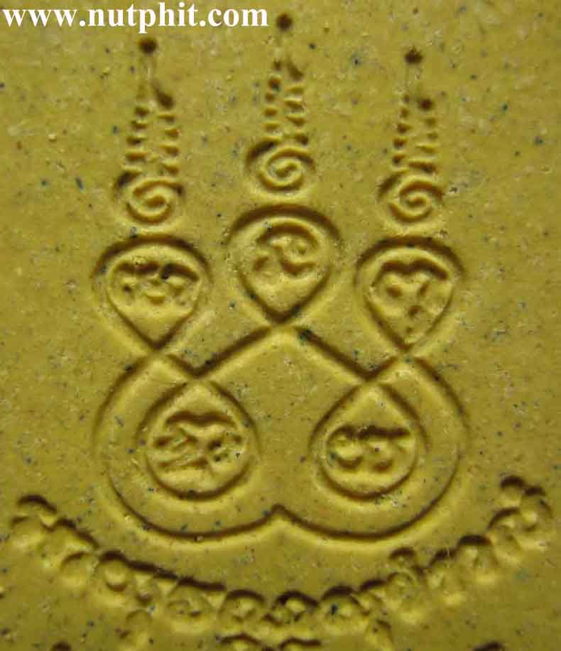 104*พระผงหลวงพ่อพระพุทธโสธร รุ่นสร้างพระอุโบสถ ปี ๔๔ มวลสารหลวงพ่อ