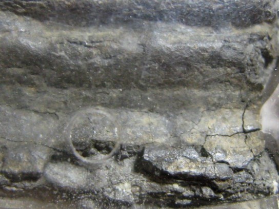 พระอู่ทอง เนื้้อชินเงิน กรุวัดเทวสังฆาราม (วัดเหนือ) จ.กาญจนบุรี มีเลี่ยมเงินหนา ๆ พร้อมห้อย 