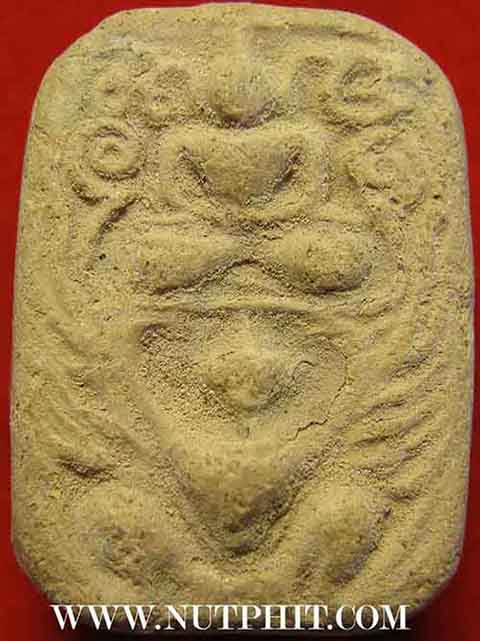 พระปัจเจกพุทธเจ้า ลพ.ฤาษีลิงดำ วัดท่าซุง พิมพ์ทรงครุฑ เนื้อดิน แพ็คคู่ 2 องค์*22