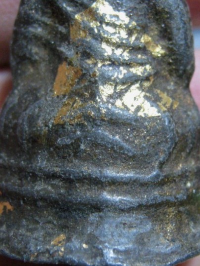 พระกรุวัดหูแกง เนื้อตะกั่วสนิมแดง จ.ตรัง สภาพพอสวย มาพร้อมบัตรรับรองความแท้