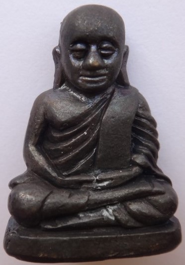 รูปหล่อหลวงพ่อเงินย้อนยุควัดวังตะโก ปี41 2องค์ เคาะเดียว90