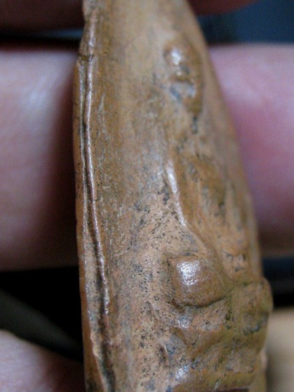 พระสรรค์นั่ง พิมพ์ใหญ่ กรุท้ายย่าน เนื้อดิน จ.ชัยนาท สภาพพอสวย 