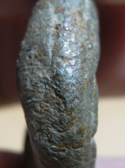 พระงบน้ำอ้อย กรุเตาทุเรียง พิมพ์เล็ก เนื้อดิน จ.สุโขทัย สภาพพอใช้