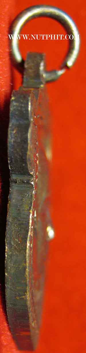 94*เหรียญชนะมาร หลวงพ่อเกษม เขมโก สำนักสุสานไตรลักษณ์ ลำปาง