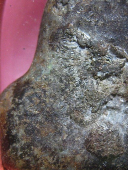 พระท่ากระดาน เนื้อตะกั่วสนิมแดง กรุวัดทุ่งสมอ พิมพ์เล็ก จ.กาญจนบุรี สภาพสวย