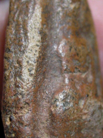 พระสรรค์นั่งไหล่ตรง พิมพ์เล็ก กรุท้ายย่าน เนื้อดิน จ.ชัยนาท มาพร้อมบัตรรับรองความแท้