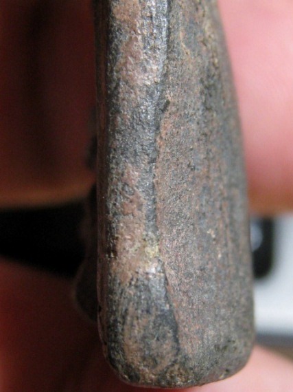 พระพิมพ์บัวเล็บช้าง เนื้อดิน กรุวัดชนะสงคราม กรุงเทพฯ สภาพสวย